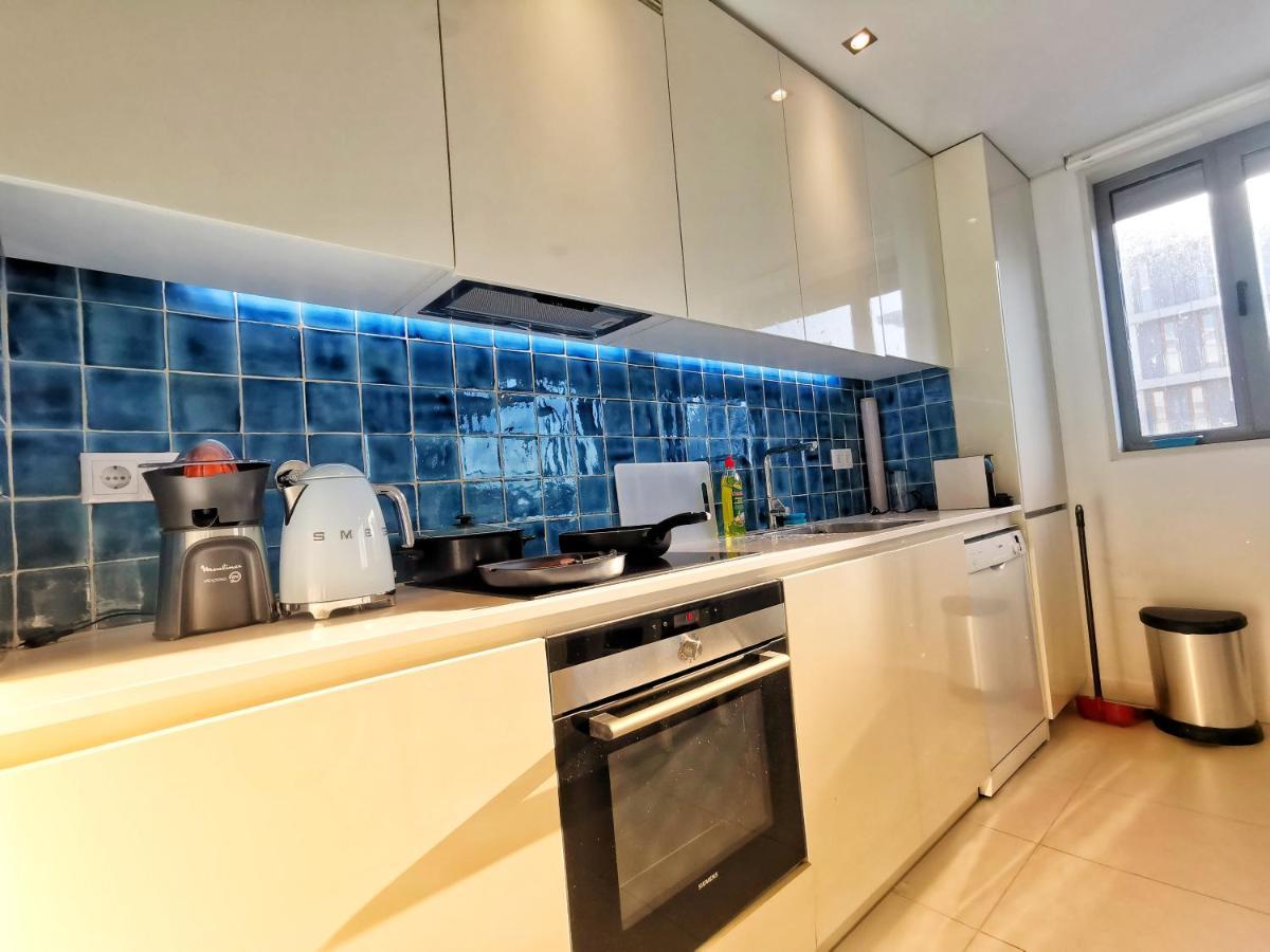 Bom Dia Parque Nacoes Lisboax Apartment Exterior photo